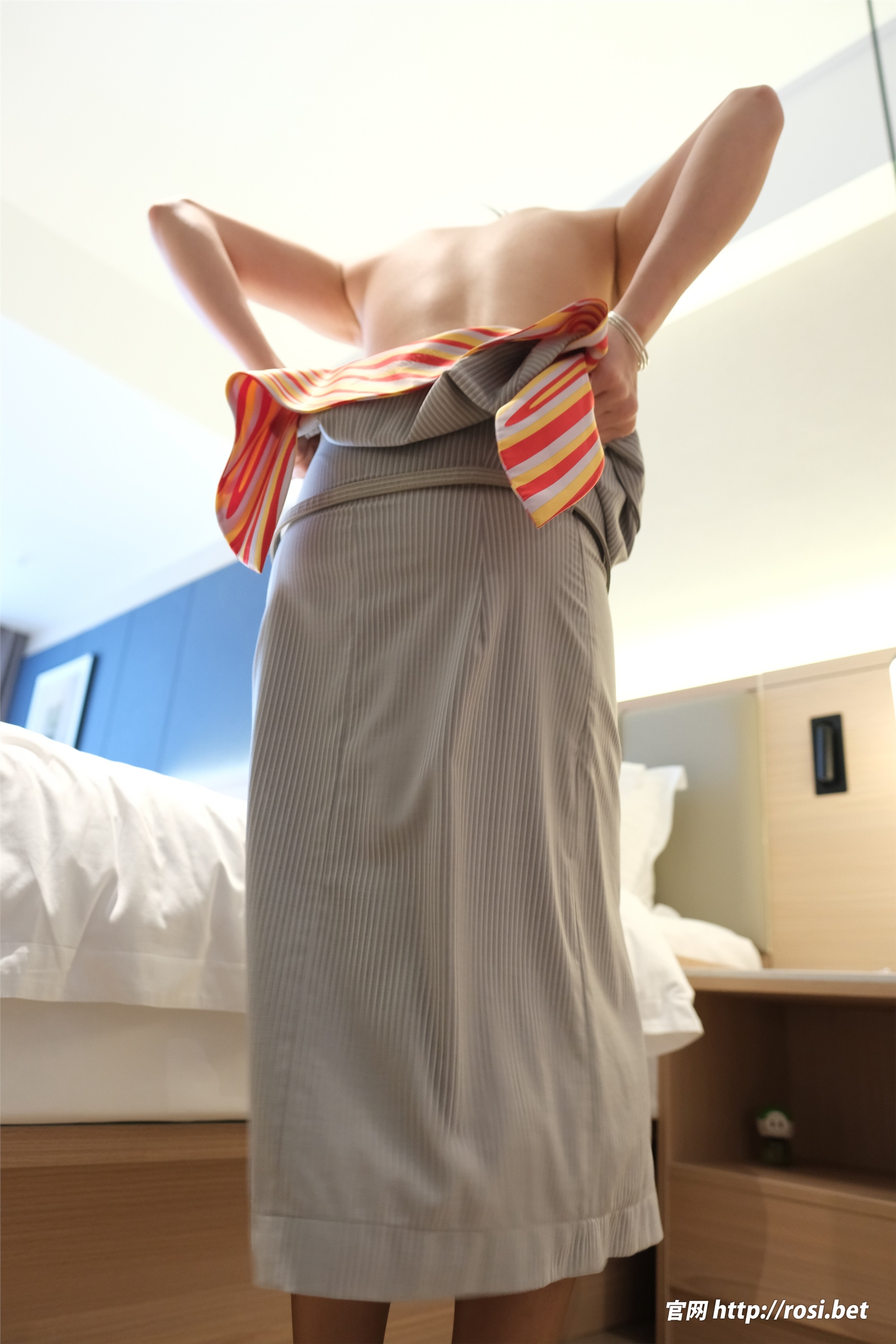 ROSI写真 2025.10.07 NO.5055